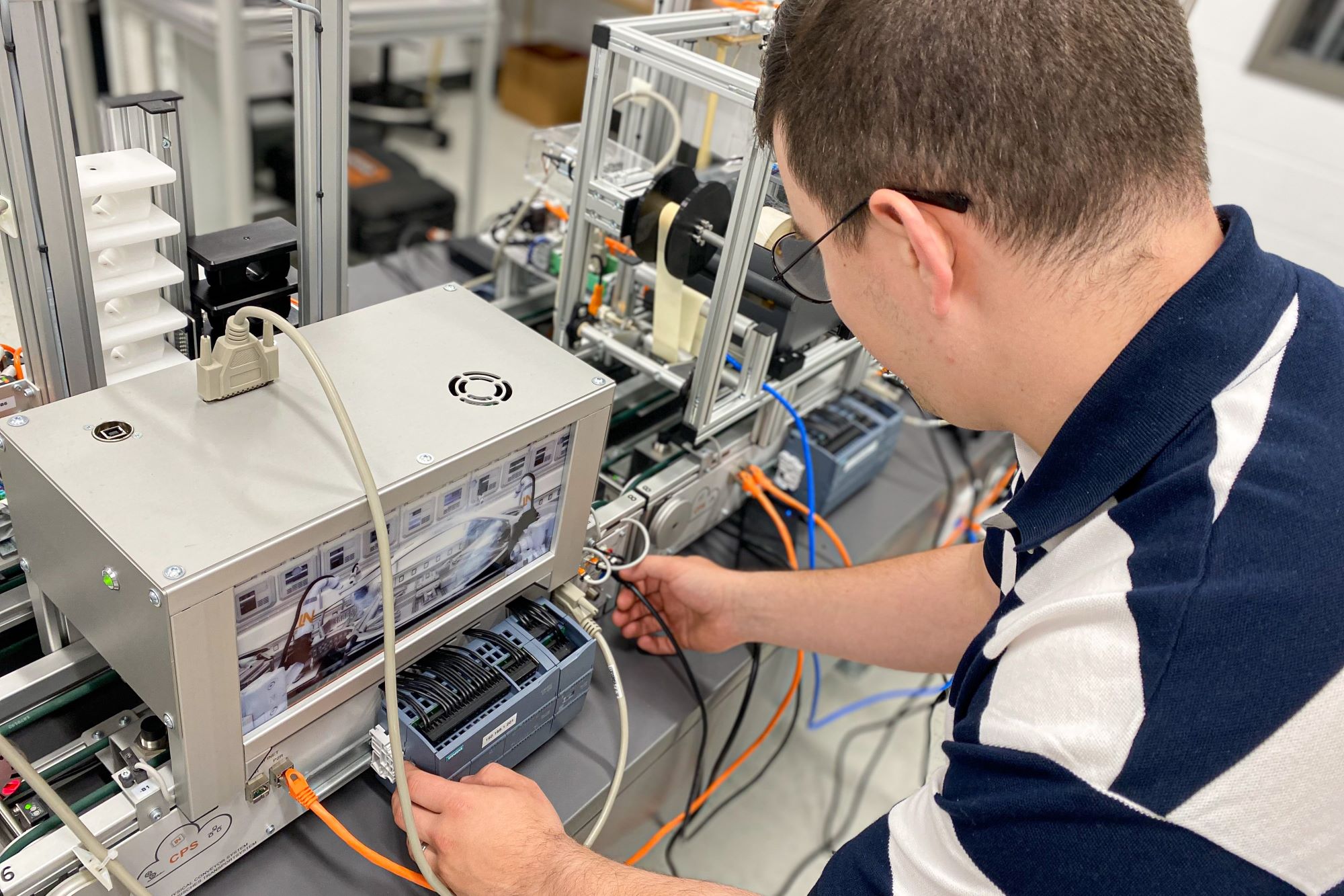 Interface Operateurs Automates et interfaces opérateurs – Plateforme Siemens - Cégep de Lévis